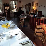 Zur Brücke Hotel 3*