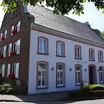 Zur Bruecke Hotel