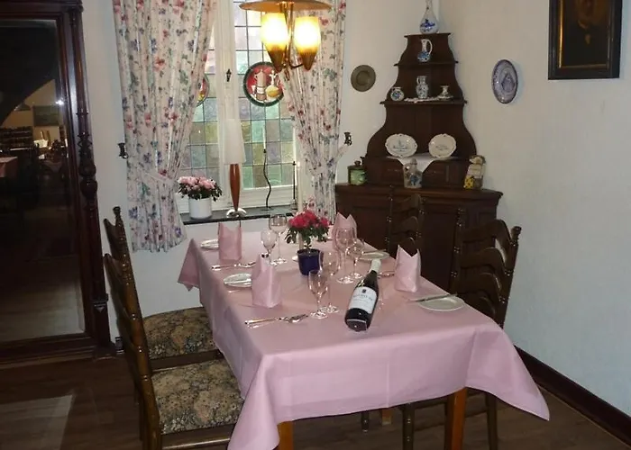 Zur Bruecke 3* ケーヴェラアー